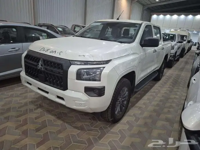 ميتسوبيشى L200 غمارتين دبل اتوماتيك ديزل 2024 0