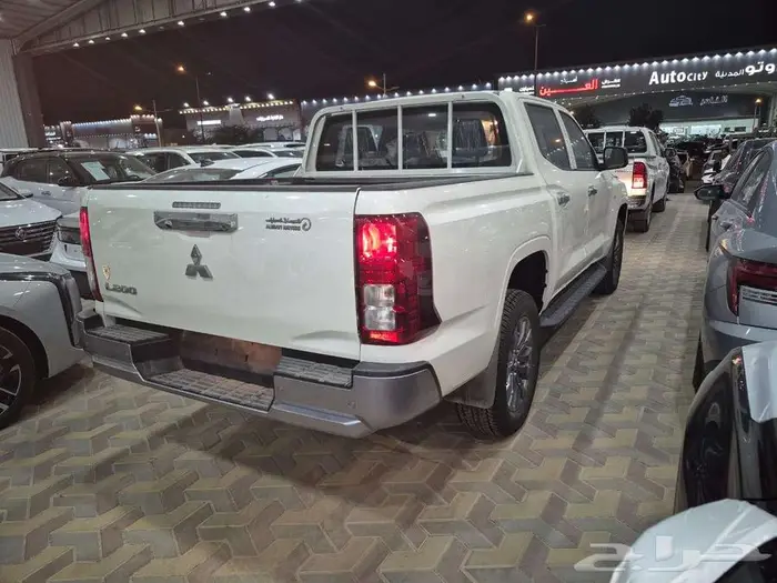 ميتسوبيشى L200 غمارتين دبل اتوماتيك ديزل 2024 1