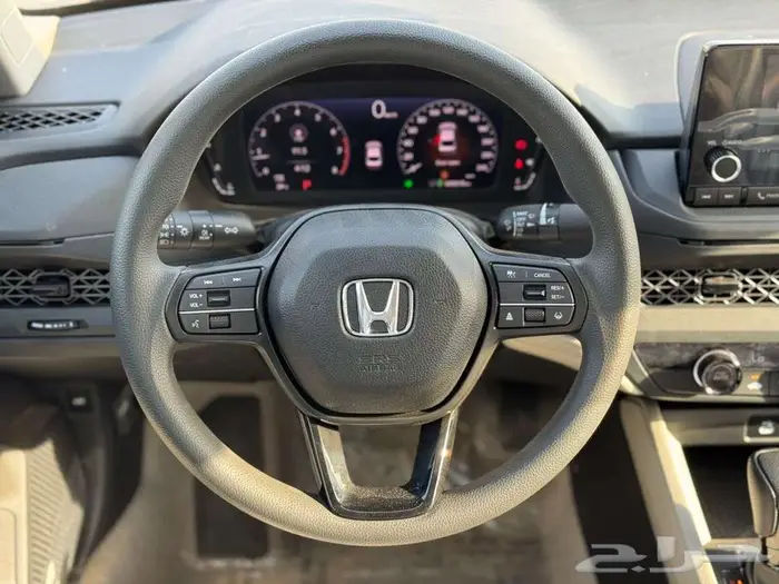 هوندا اكورد LX استاندر موديل 2025 7