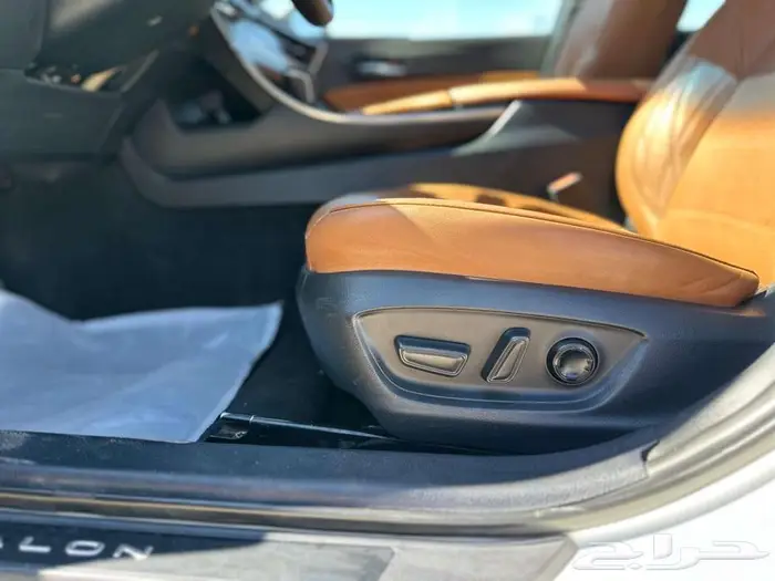 تويوتا افالون ليميتد موديل 2021 8