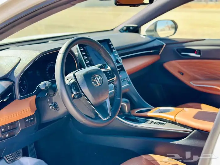 تويوتا افالون ليميتد موديل 2021 16