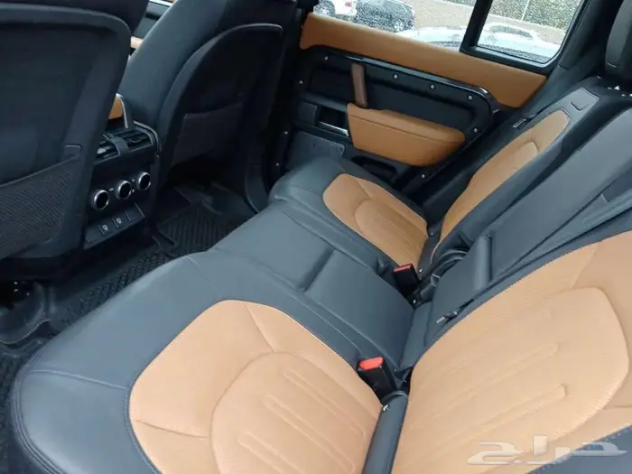 ديفندر 110 X نظافة عالية 2023 داخل جملي عرض مميز جدا 9