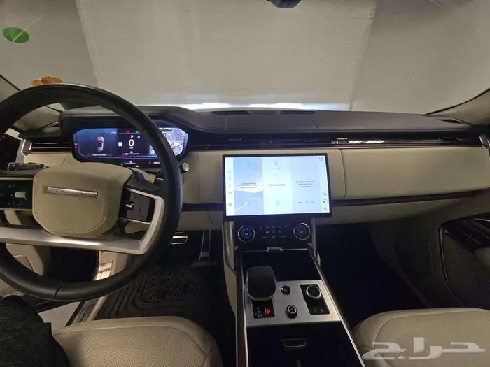 2023 Land Rover Range Rover SE 7