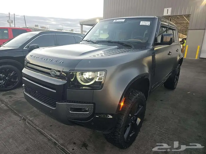 2023 Land Rover Defender 110 V8 0