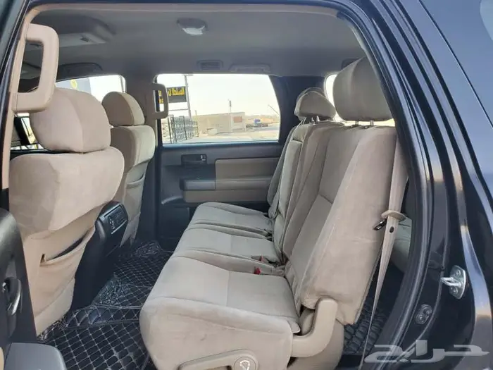 تويوتا سيكويا 2012 8