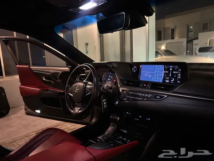 لكزس ES F-sport 2019 ( فل اوبشن ) وكالة 0