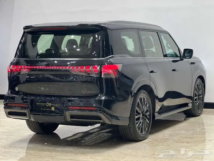 INFINITI QX80 AUTOGRAPH 4