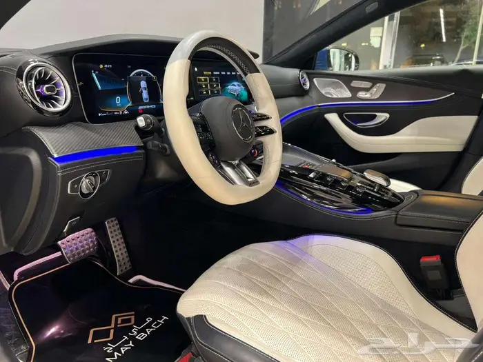 MERCEDES GT 43 AMG 6