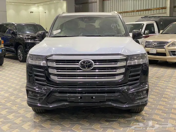 لاندكروزر - GXR L5 الساير خليجي 2025 1