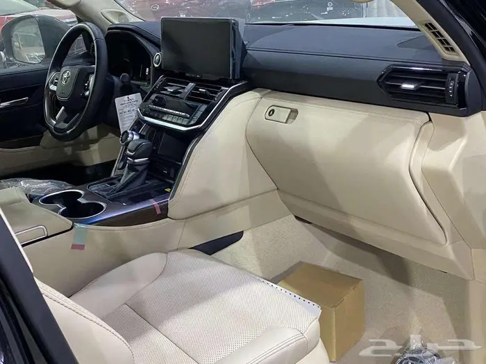 لاندكروزر - GXR L5 الساير خليجي 2025 12