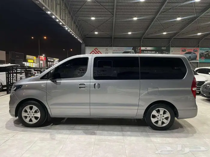 (( تم البيع )) ستاركس H1 ديزل 2020 بطاقة استيراد كوريا 1