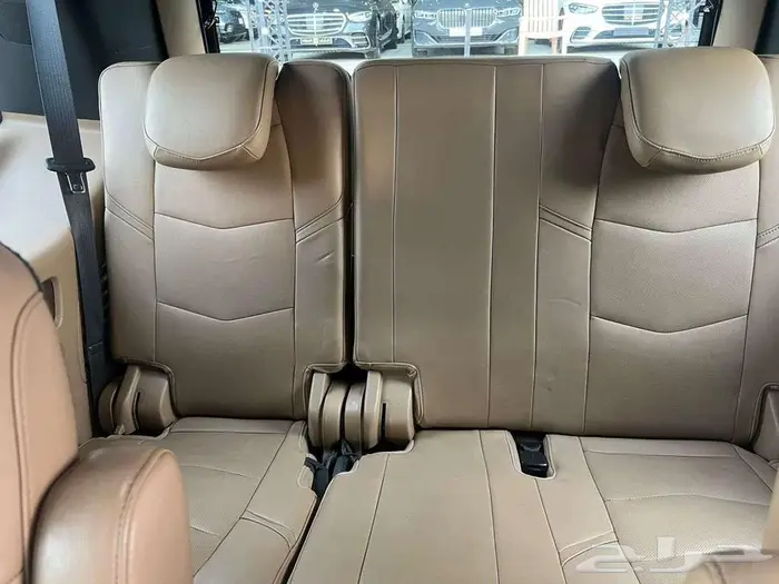 كاديلاك اسكاليد موديل 2019- معرض خلف للسيارات 5