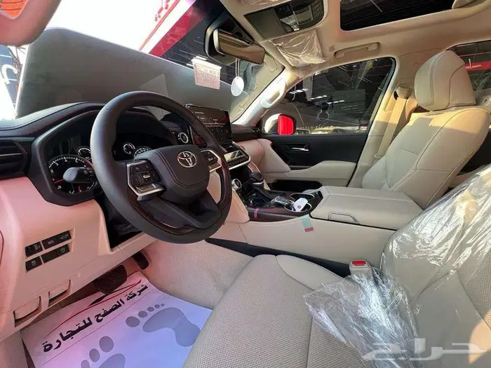 تويوتا لاندكروزر GXR L4 ديزل 2025 وارد سعودي 8