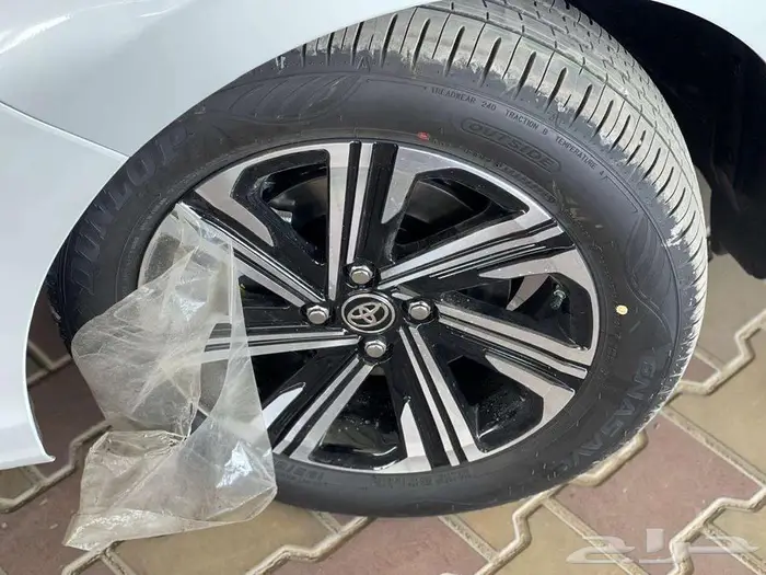 تويوتا Y-plus نص الفل لدى شركة ابن ذياب 2