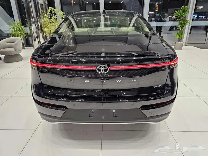 تويوتا كراون بريميوم 2026 7