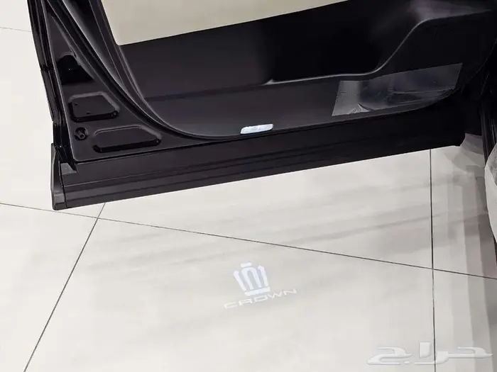 تويوتا كراون بريميوم 2026 4