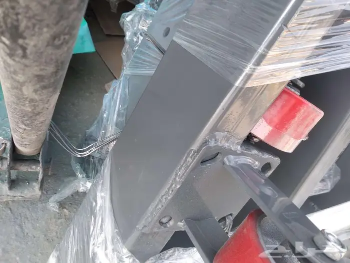 سيارة للعرض علي المنصة 11