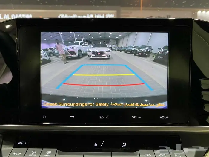 تويوتا كامري 2025 E ستاندر اسود سعودي 6