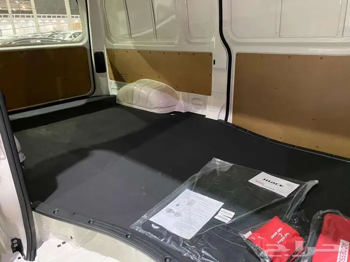 تويوتا باص هايس بضاعة سقف عالي 2025 ديزل ابيض جير عادي سعودي 10