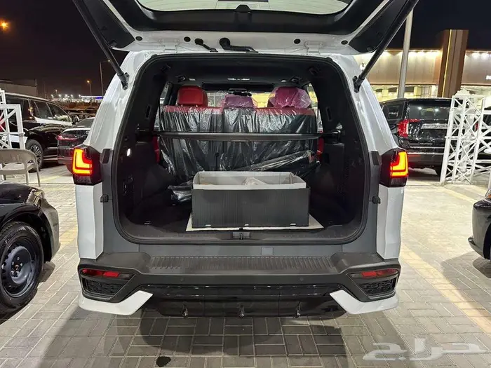 لكزس LX600 اف سبورت سعودي 2025 7