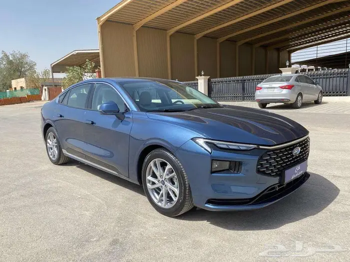 فورد تورس تريند بلس 2023 2