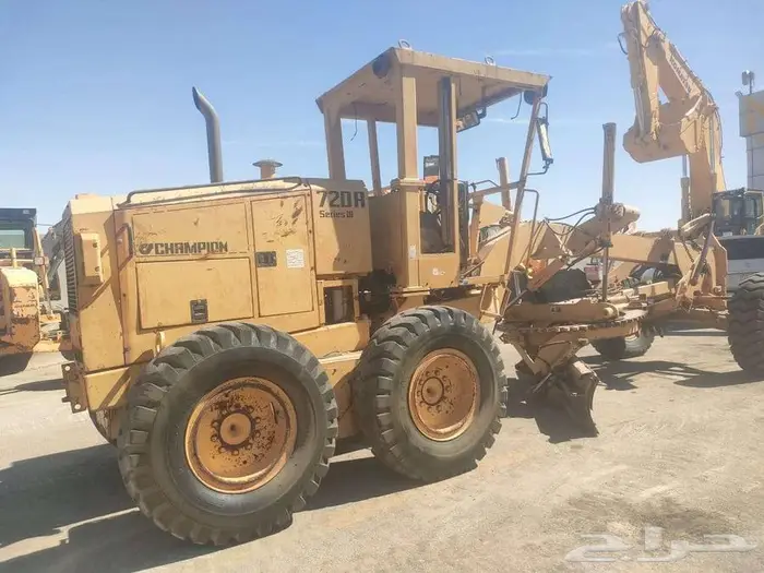 معدات شامبيون 720AII سنه الصنع 1990 للبيع بحاله ممتازه 10