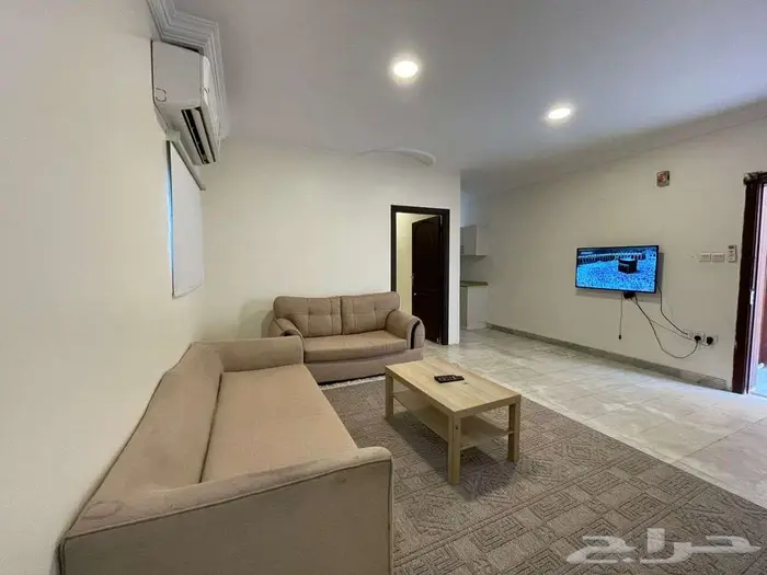 شقة مفروشة مع روف في جدة الحمراء للإيجار الشهري والسنوي 1