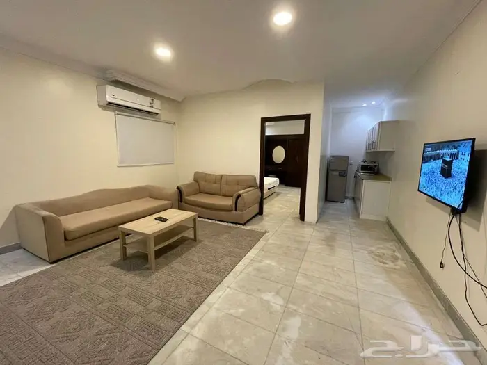 شقة مفروشة مع روف في جدة الحمراء للإيجار الشهري والسنوي 2