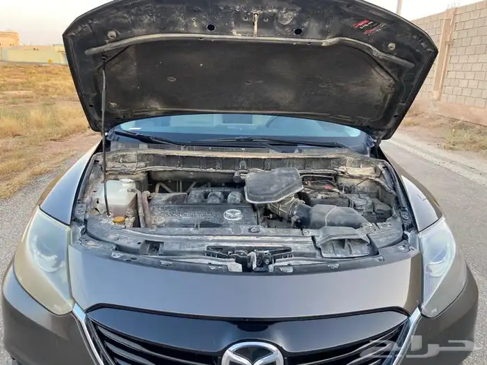 للبيع مازدا 4