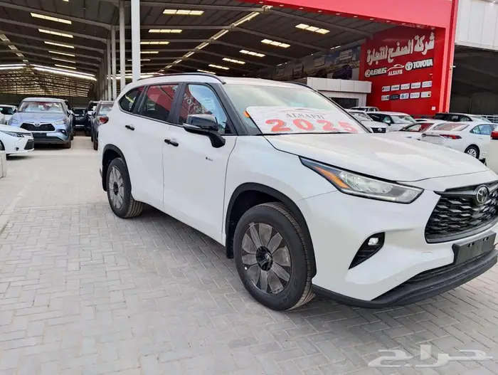 تويوتا هايلاندر GLE بلاك اديشن 2025 2