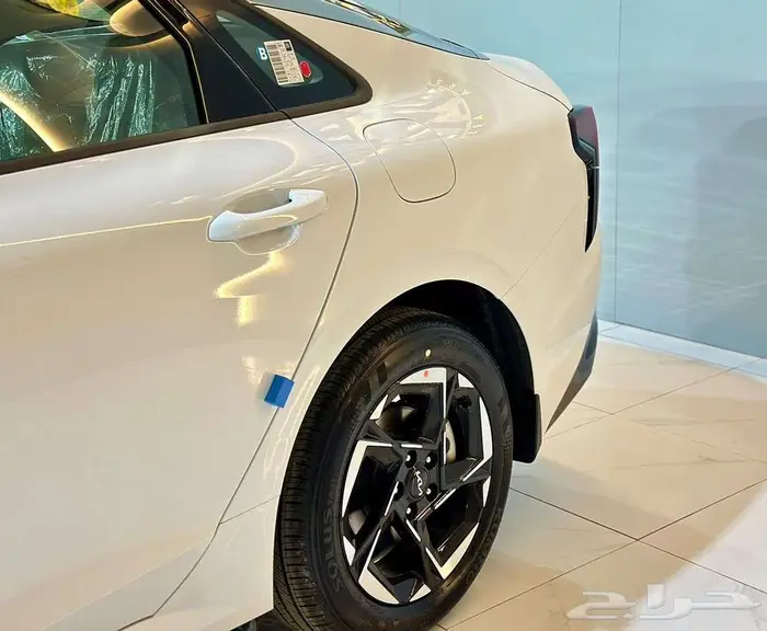 كيا K5 استاندر مطور بانوراما 2025 كاش او اقساط راتب من 5000 15