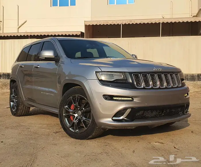 جيب SRT البيع تشليح كامل قطع فقط 18