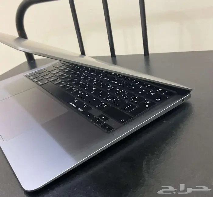 ماكبوك آير رقاقة M1 13 إنش 256 غيغابايت 8 رام 5
