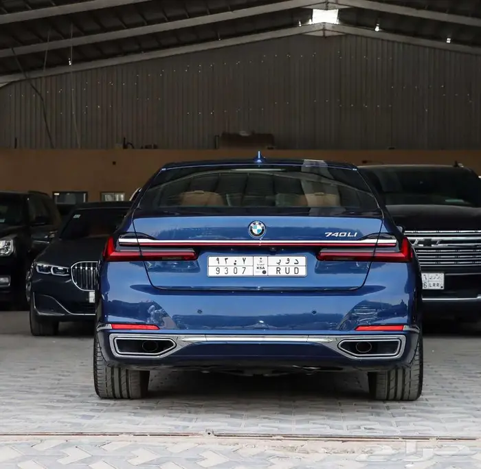 بي ام دبليو 2022 740Li 5
