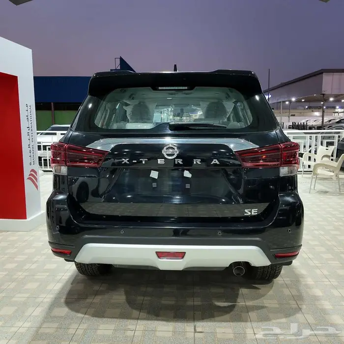 نيسان اكس تيرا 1