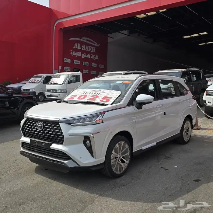 تويوتا فيلوز GLX موديل 2025 الاقل سعرا 1