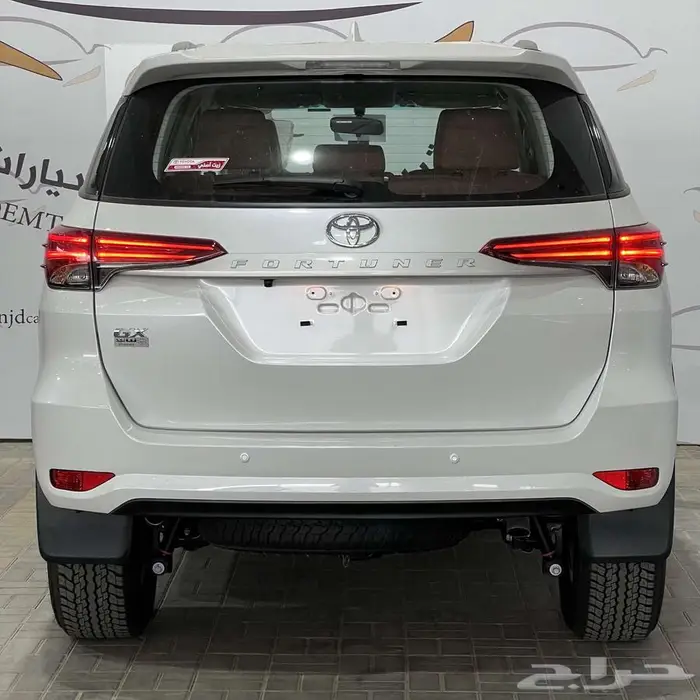 تويوتا فورتشنر GX2 م2.4 دبل ديزل 2025 بأقل الأسعار 3