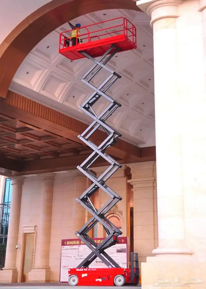 Renting all types of cranes تاجير رافعات 1