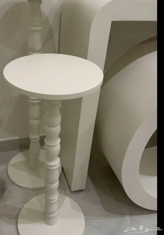 للبيع طاولات 2