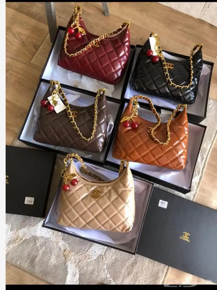 شنط طقم مع الجزم درجه أولى أسعارمنافسه وجوده عاليه 22