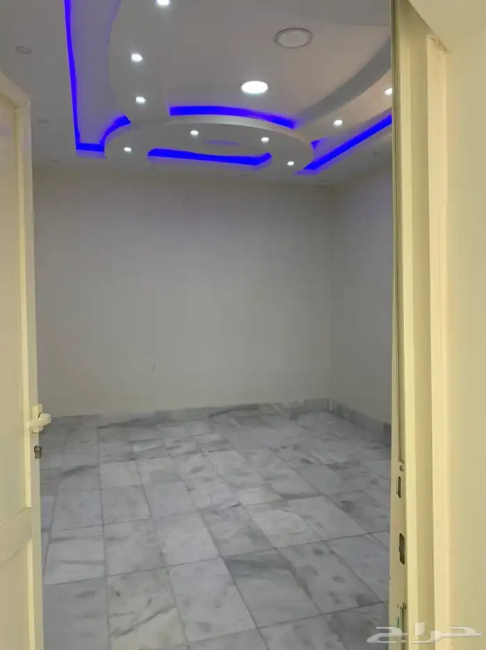 فيلا للبيع. سعرها مره قليل 270 الف ريال. صك. قيمة جي اكس ار 2