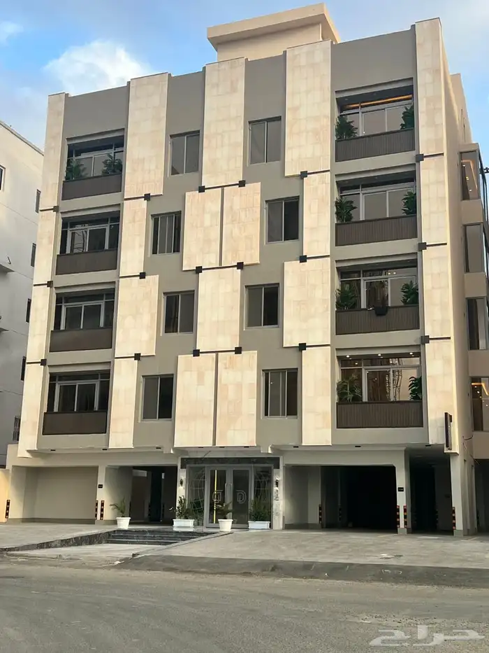 شقة 5 غرف للايجار 0