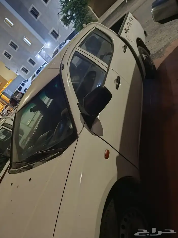 متسبيشي بكب غمارتين ديزل 2011 4