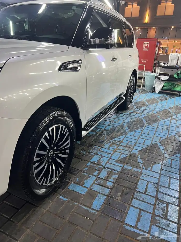 للبيع بلاتنيوم 2023 5