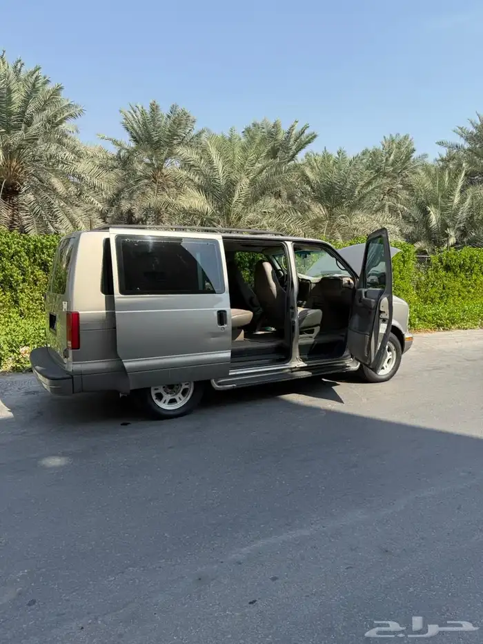 للبيع GMC فان سفاري 2005 نظيف جدا 11