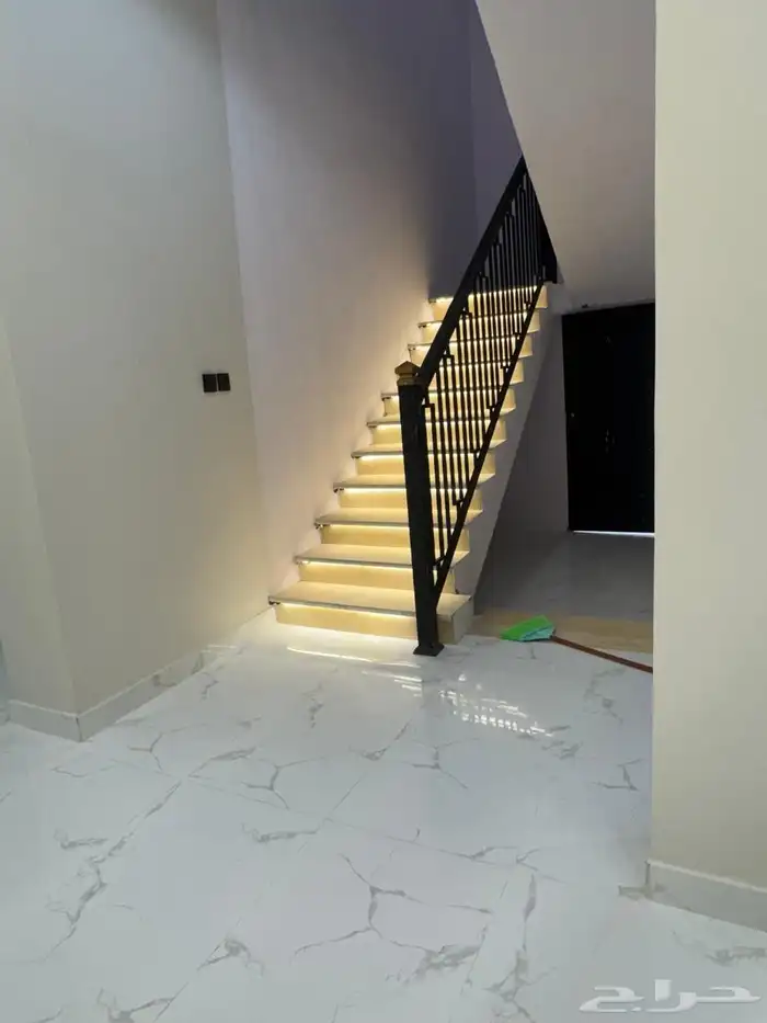 دور جديد في حي الشروق للبيع 21