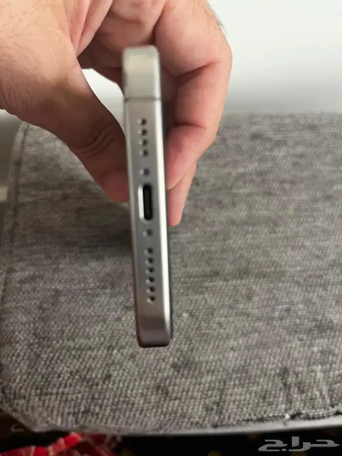 للبيع أيفون 15 برو ماكس 6