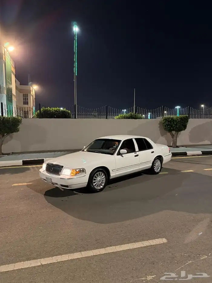 فورد ماركيز 2011 0