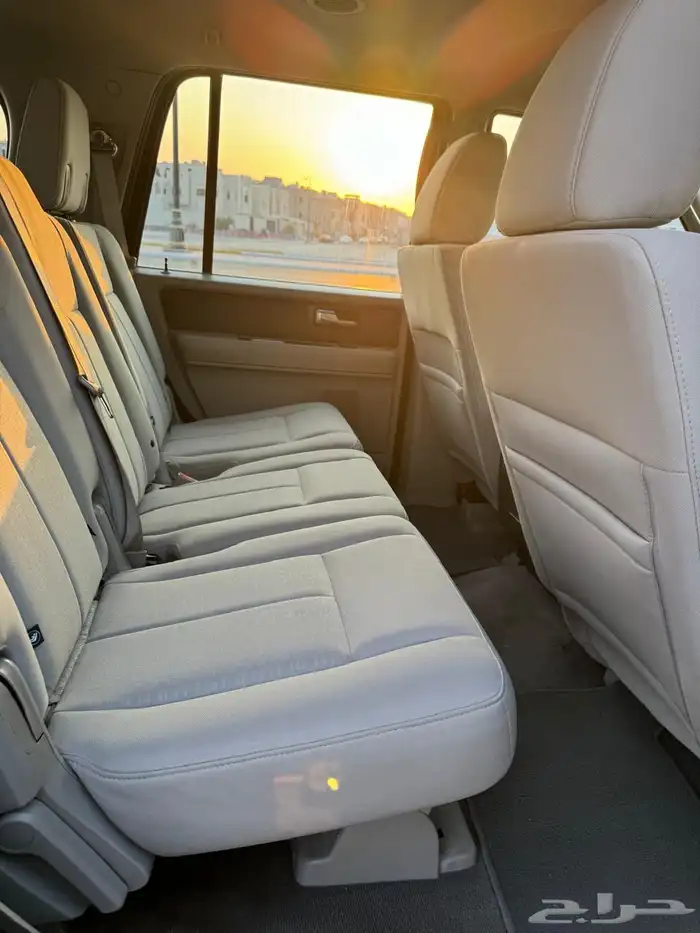 فورد اكسيبديشن 2014 4