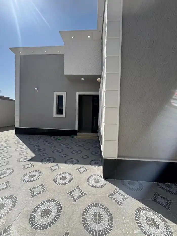 دور جديد في حي الشروق للبيع 13